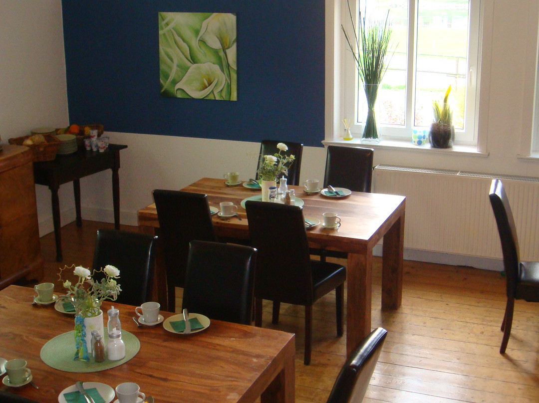 Hotel Flower Power主图