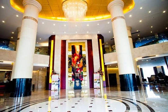 武汉新港国际大酒店(阳逻管委会阳逻开发区地铁站店）主图