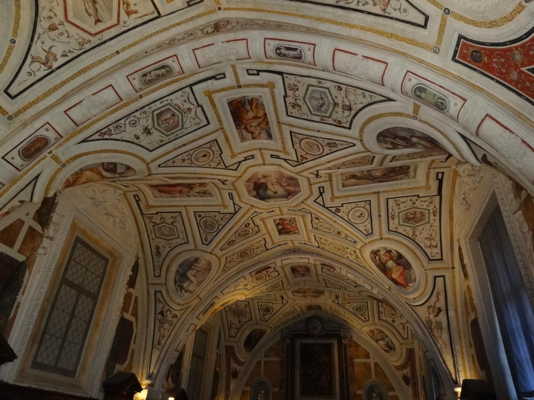 Complesso Monumentale Sant' Anna Dei Lombardi-那不勒斯必去景点