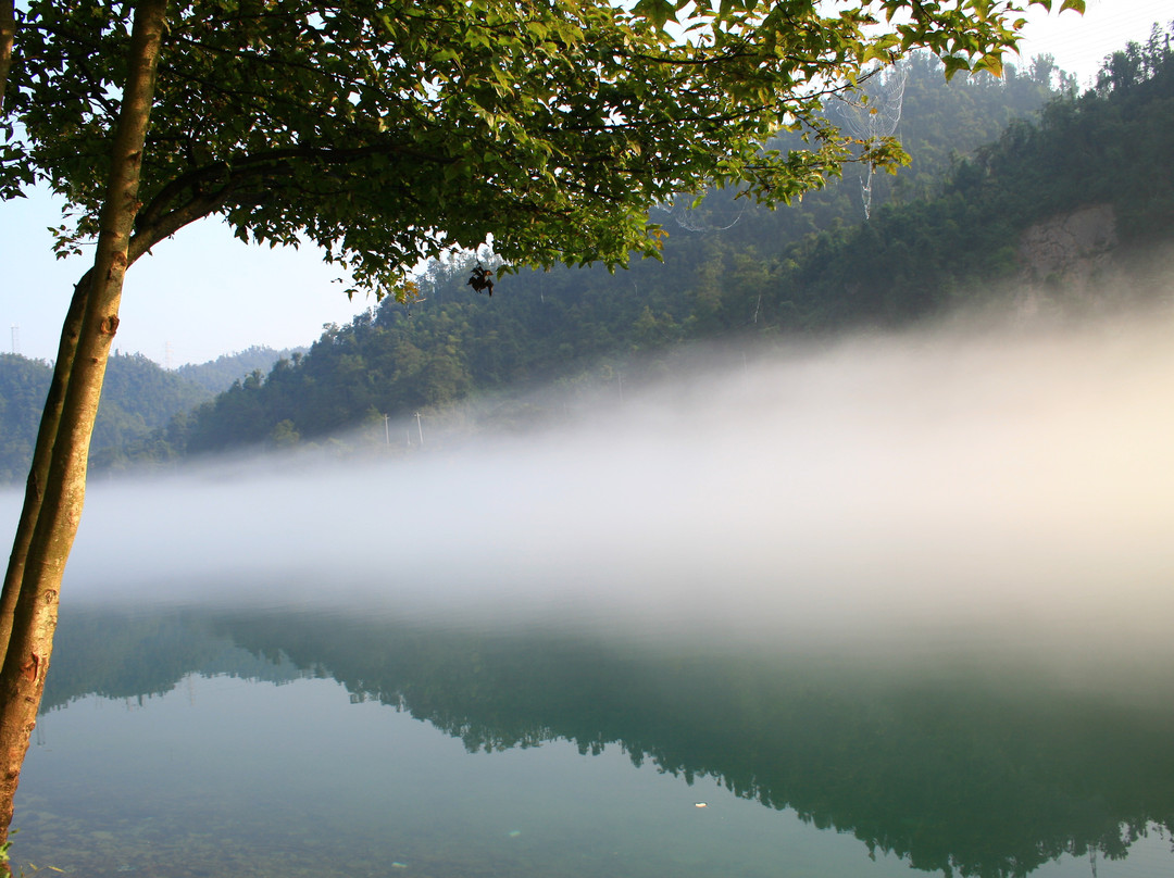 雾漫小东江-资兴市必去景点