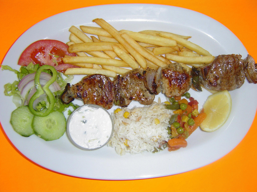 CLOSE FILIPPOS Restaurant IS CLOSE