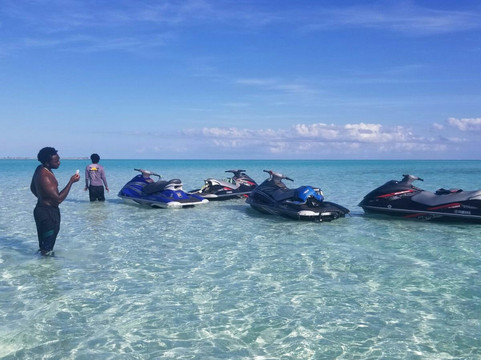 Clear Water Adventures-弗里波特必去景点
