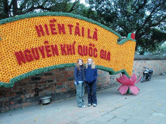 胡志明陵-河内必去景点