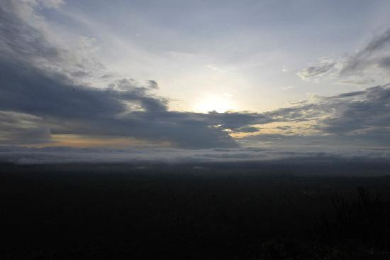 肯尼亚自然世界之旅-内罗毕必去景点