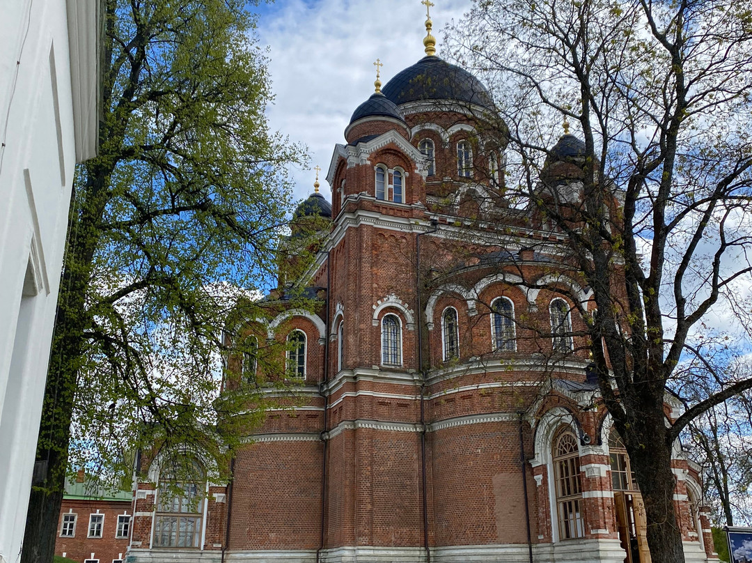 Savior-Borodinskiy Monastery景点图片