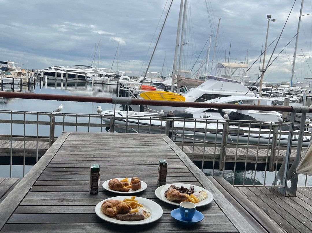 弗里曼特尔公寓主图