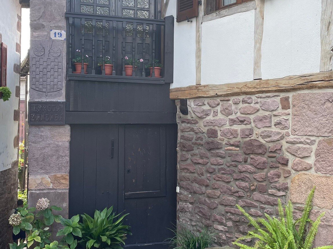 Trilogia de Baztan Visitas Guiadas-Elizondo必去景点