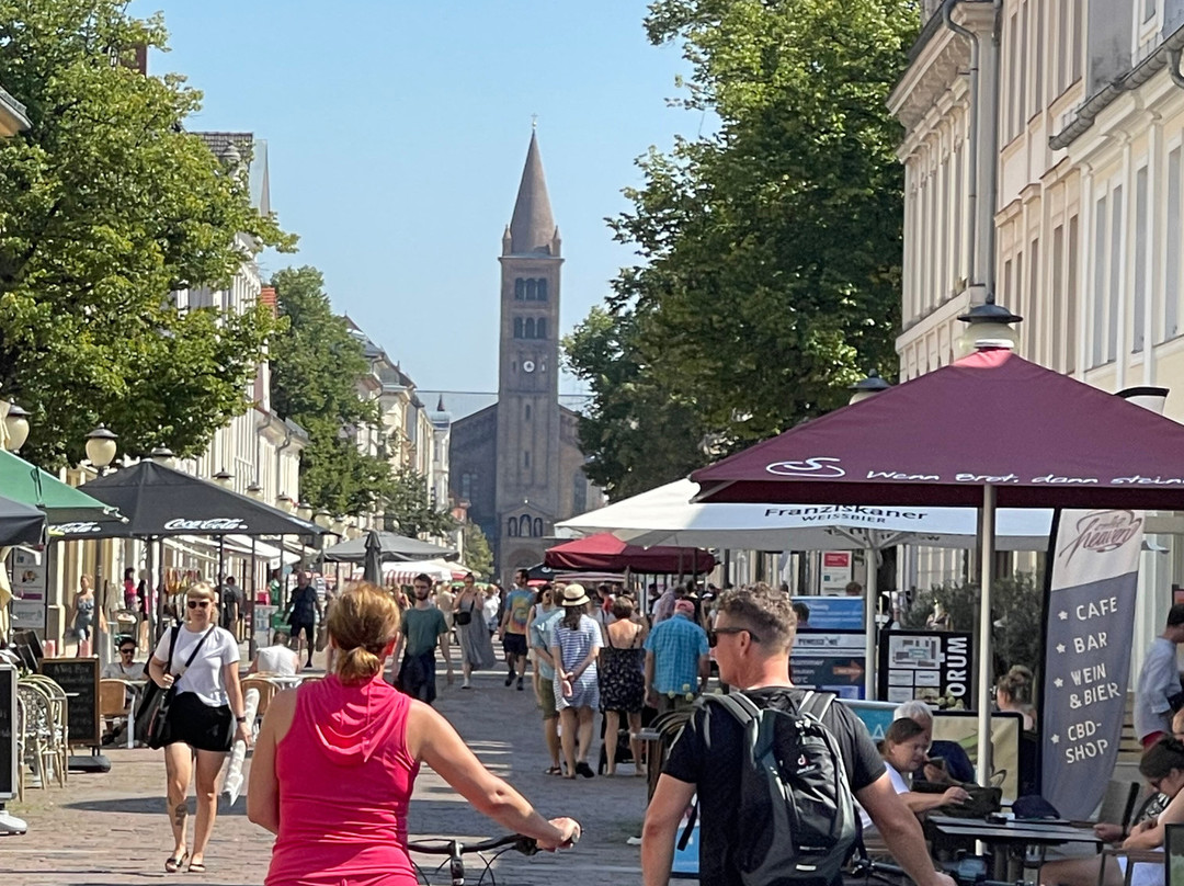 Brandenburg Gate (Brandenburger Tor)景点图片