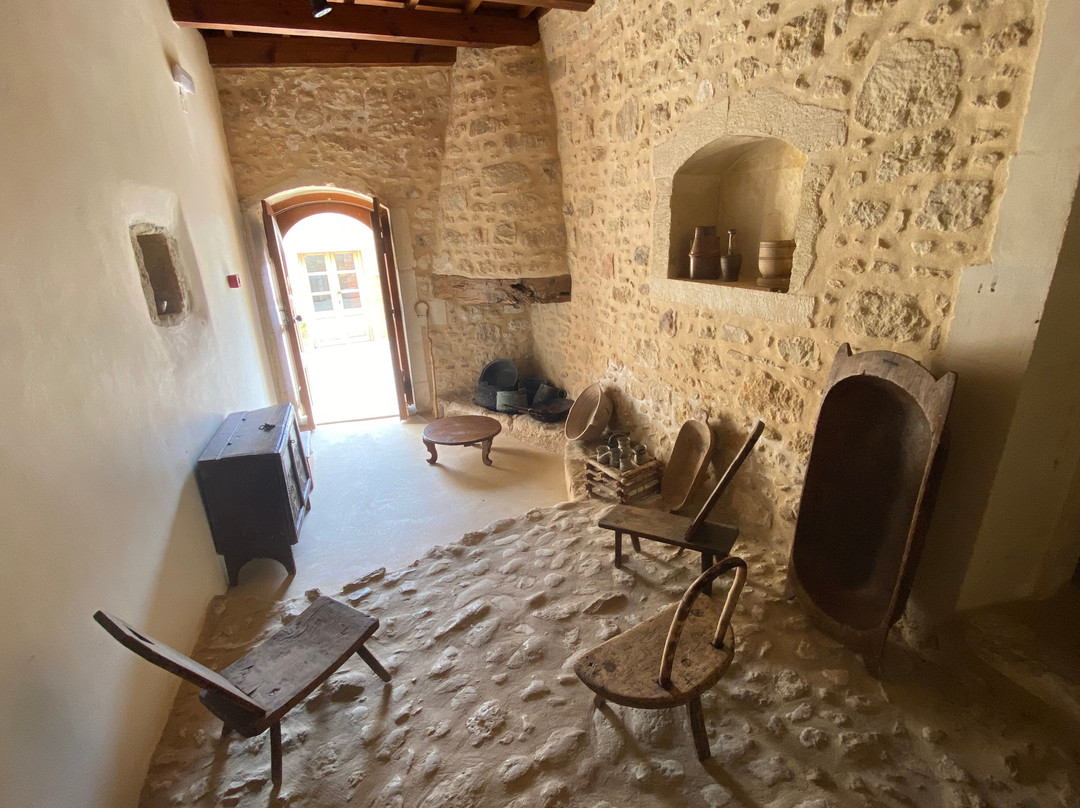 Kapsaliana Village Hotel主图