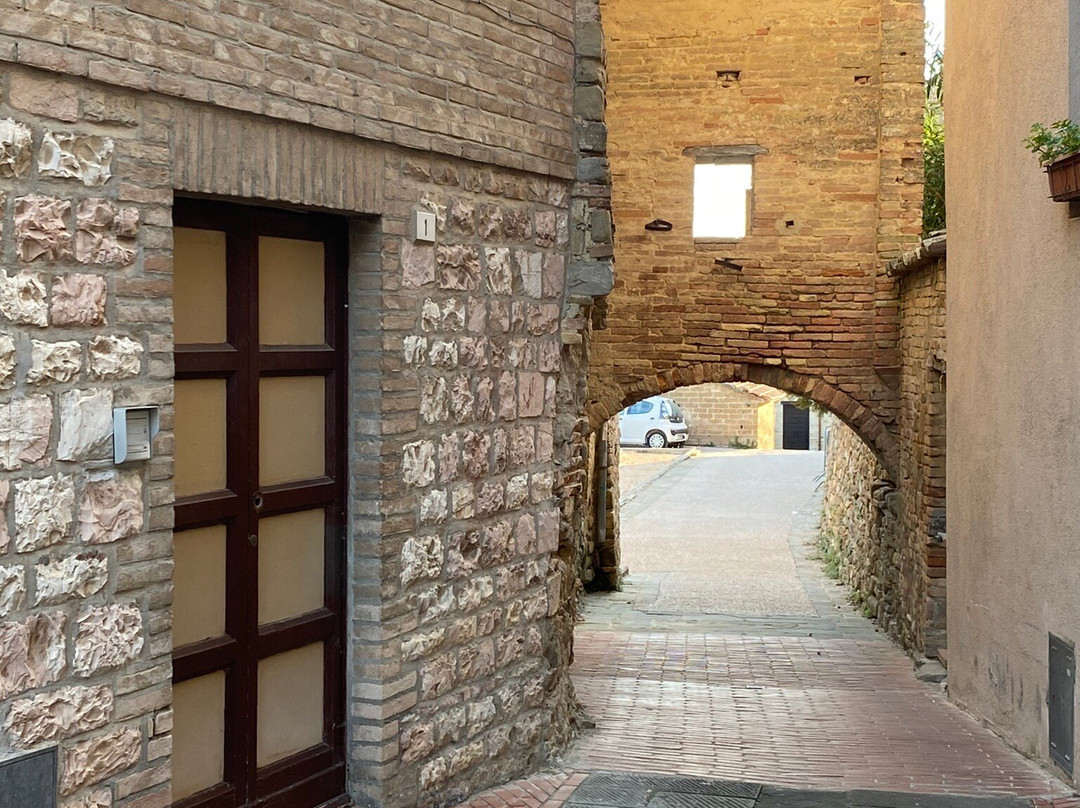 Archeologica di Collemancio景点图片