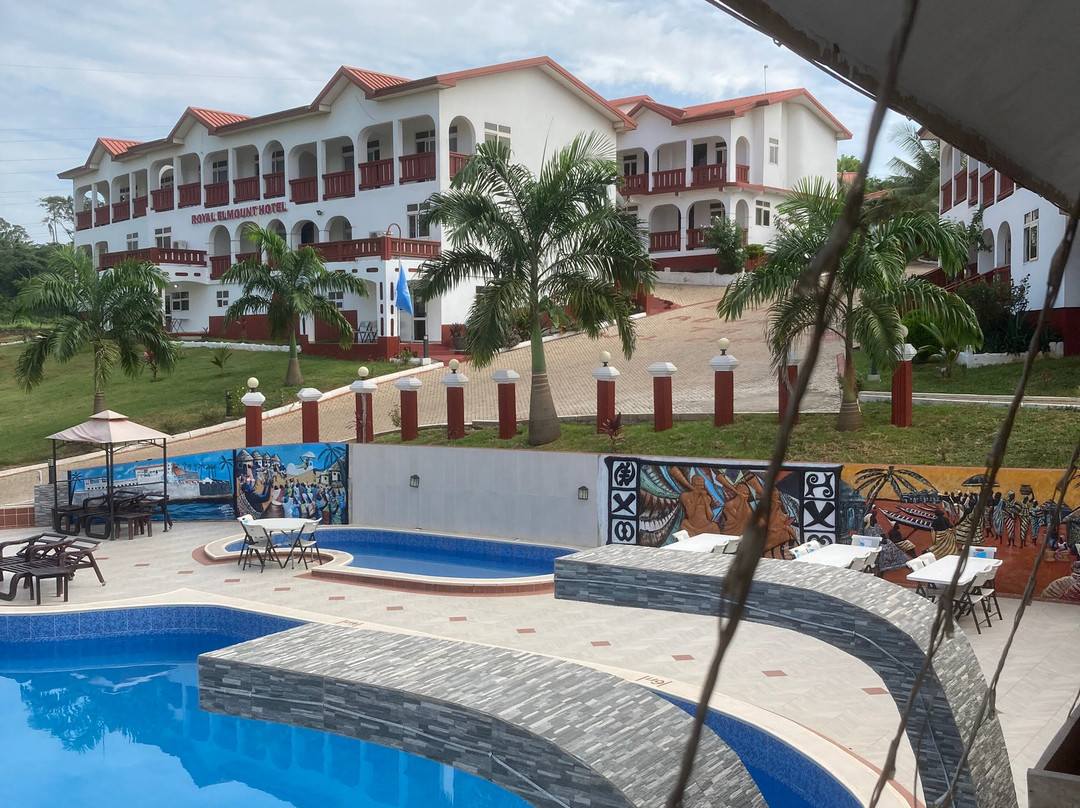 Royal Elmount Hotel主图
