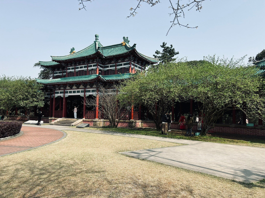 烈士公园景点图片