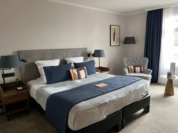 博讷雪松酒店及水疗中心-客卧