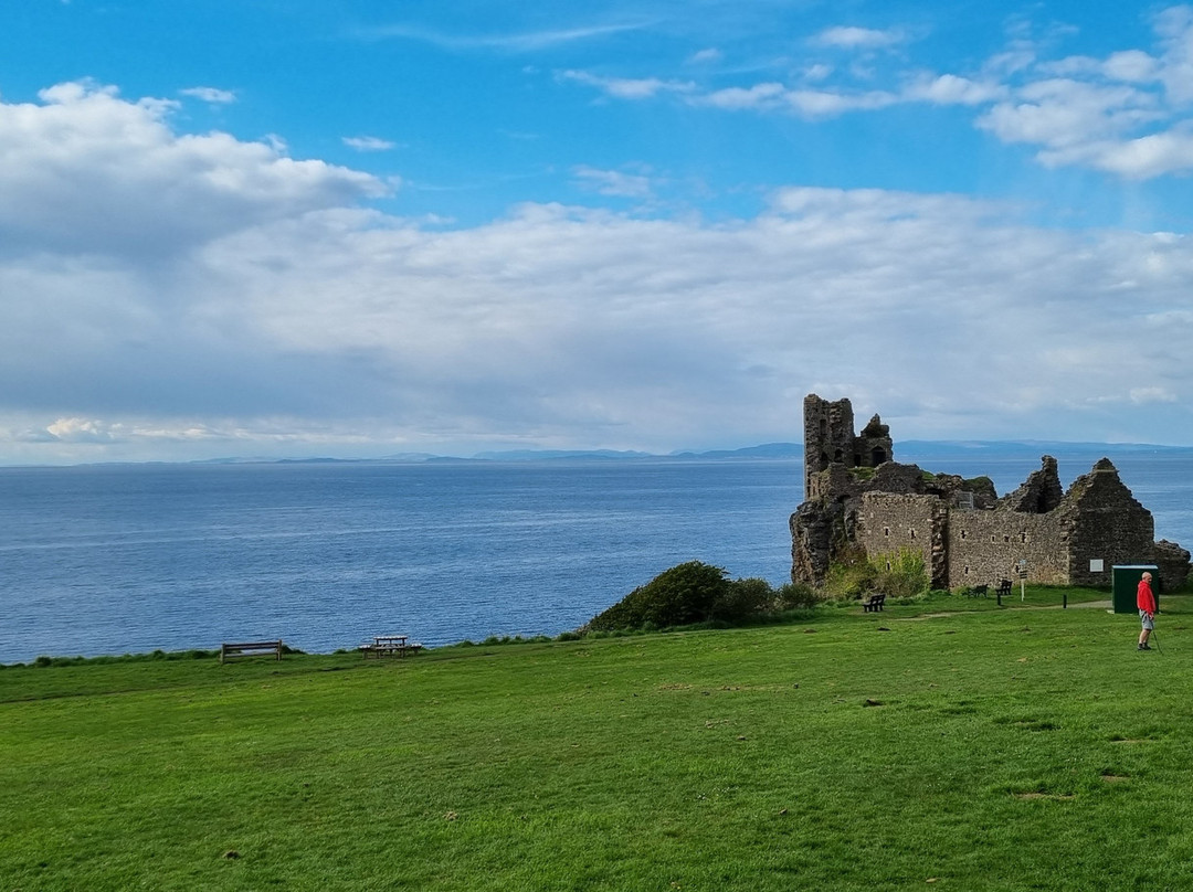 Dunure Castle景点图片