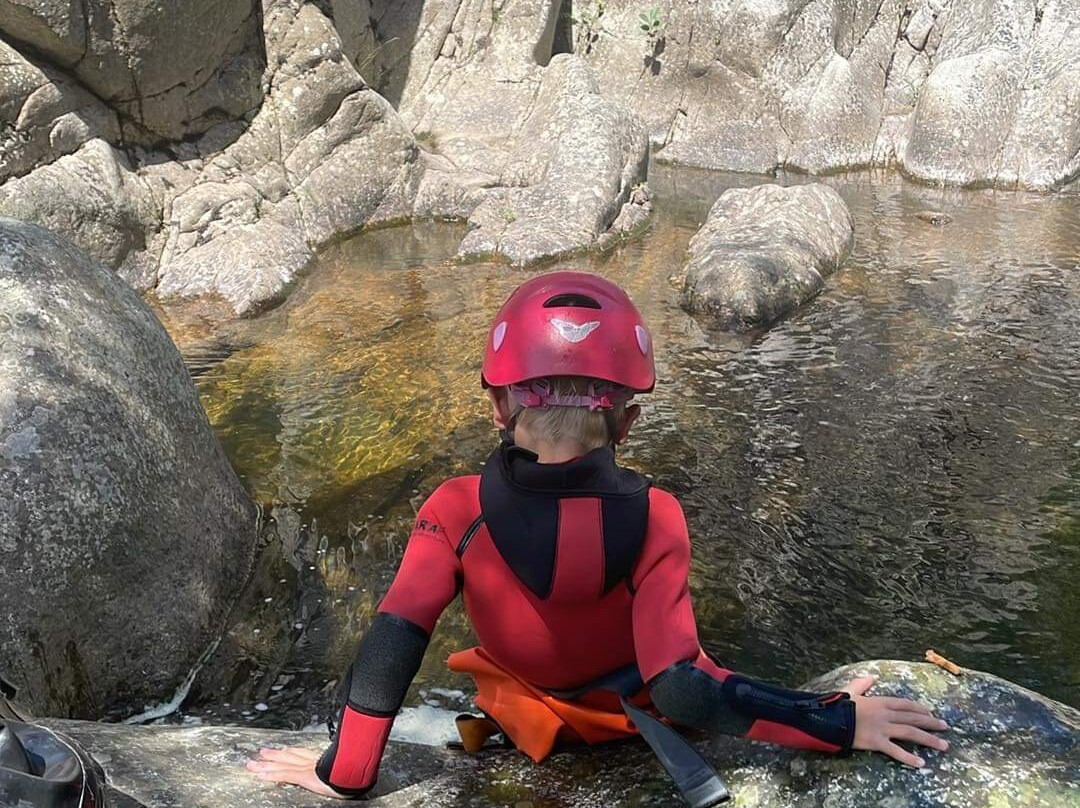 Bureau des Moniteurs d'Ardeche Meridionale-瓦隆蓬达尔克必去景点