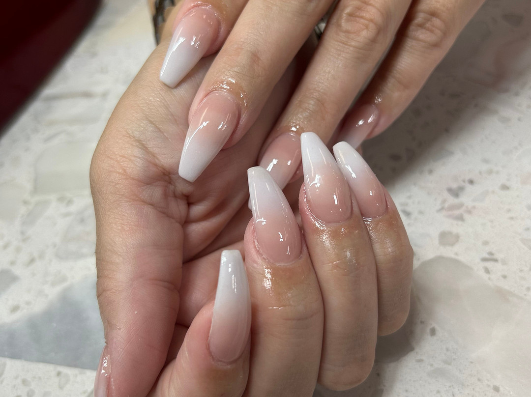 Tiffany Nail & Spa By Dn景点图片