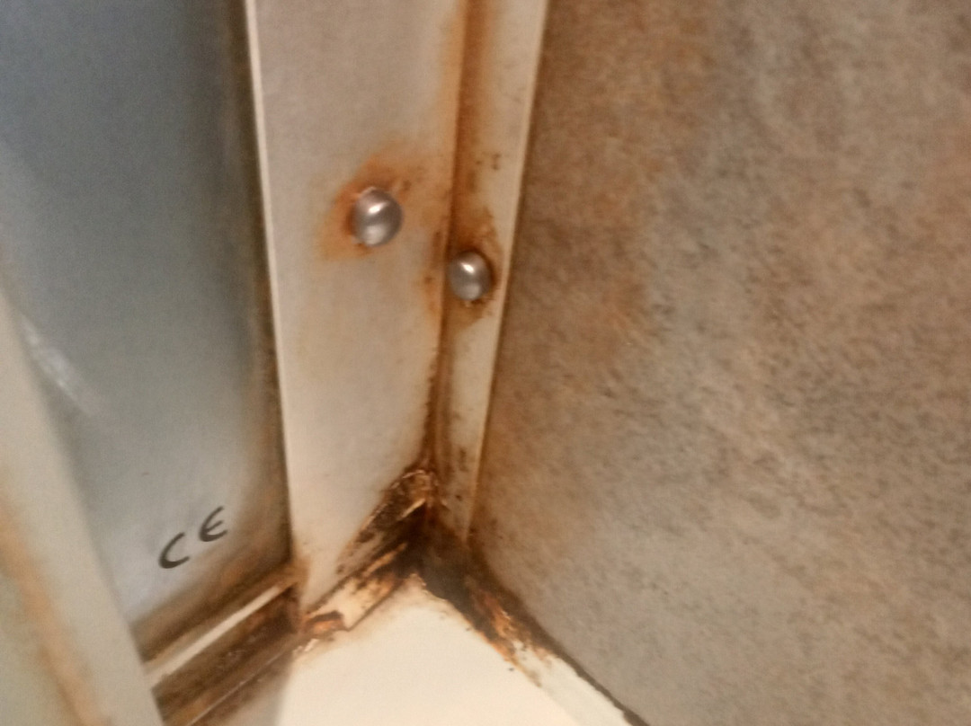 Waterfront Hotel主图