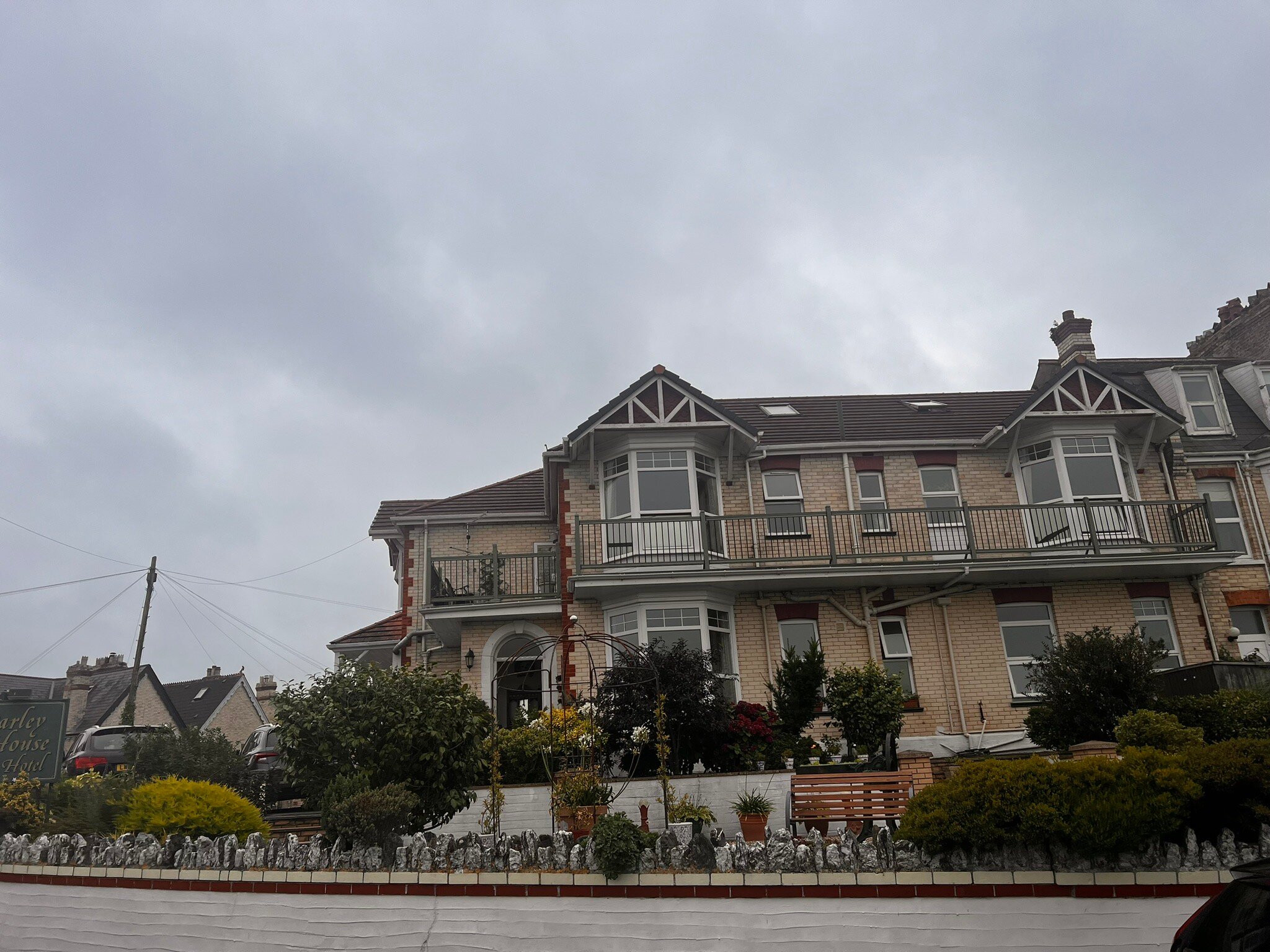 Varley House-官方