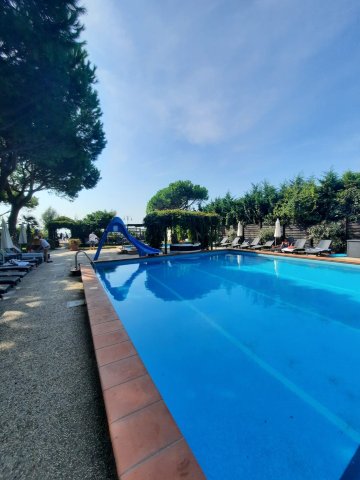 维纳德马尔皮内塔酒店-泳池