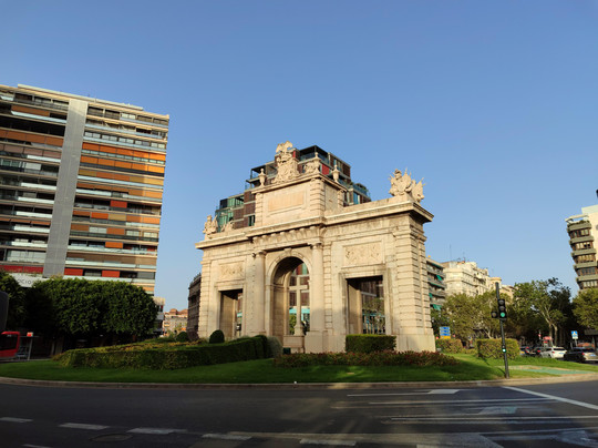 Puerta Del Mar-巴伦西亚必去景点