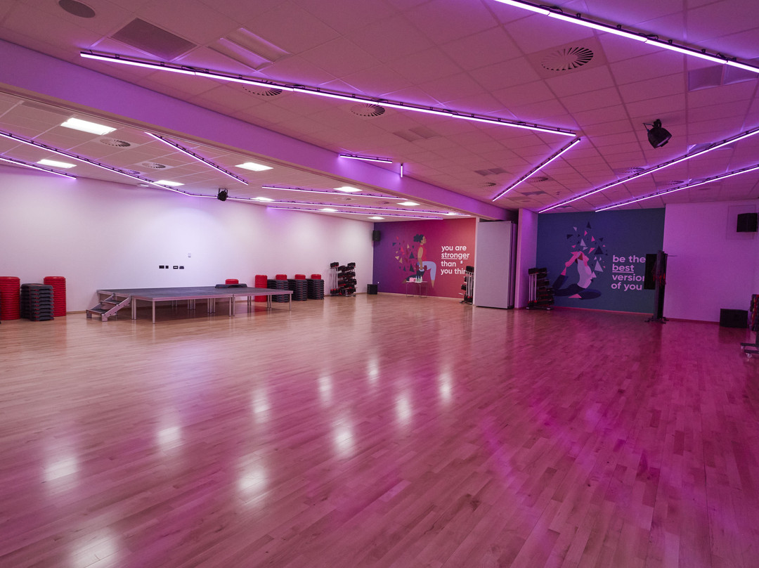 KAL - Spen Valley Leisure Centre景点图片
