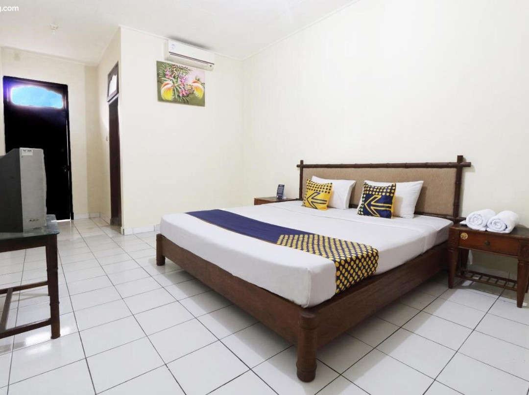 SPOT ON 2426 Hotel Aget Jaya Ii