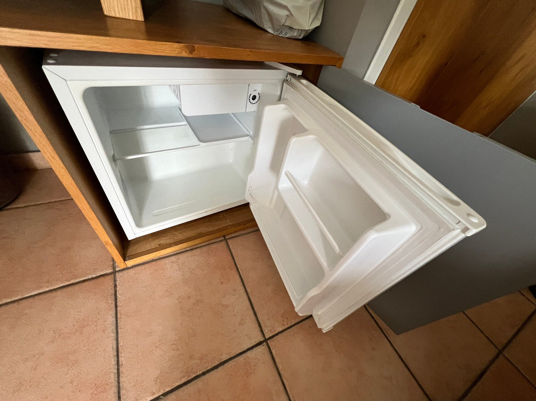 Green Hill Hotel主图