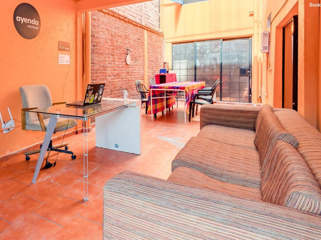 Ayenda Oasis Airport主图