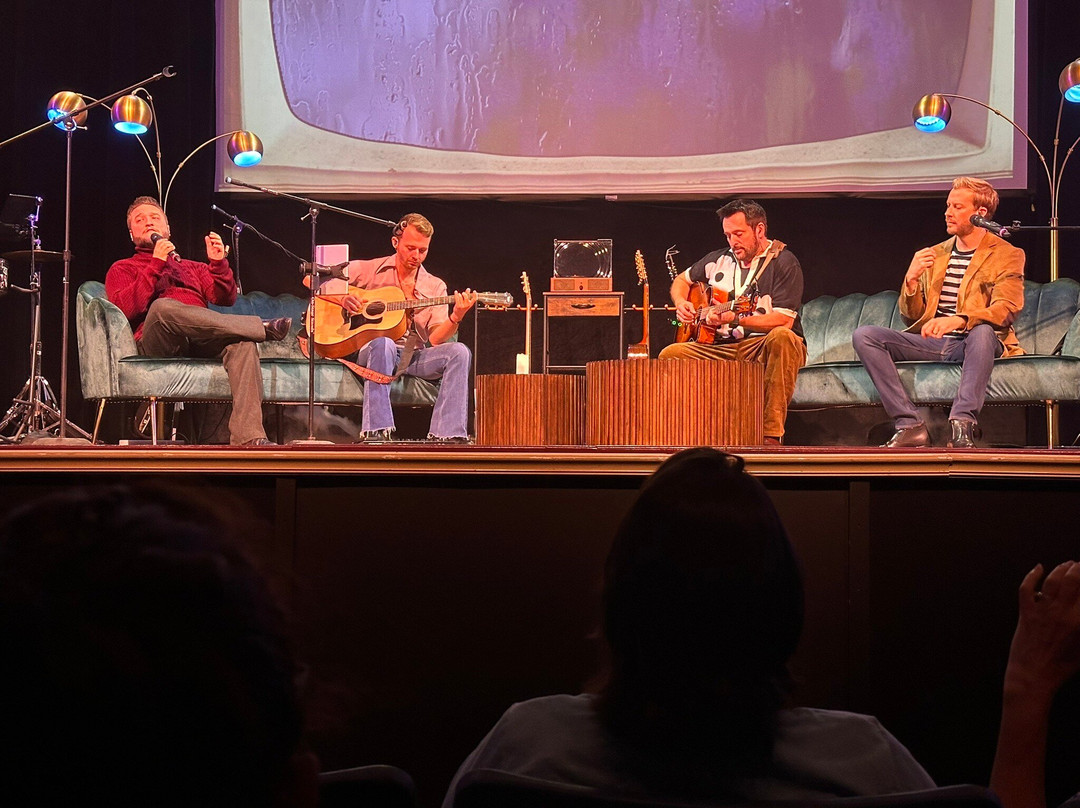 The Sound Of Simon And Garfunkel-布兰森必去景点