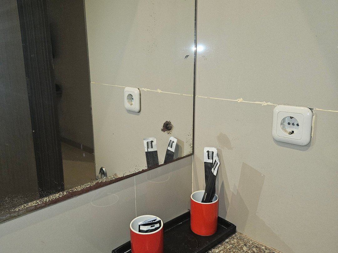 Hotel Neo Candi Simpang Lima - Semarang主图