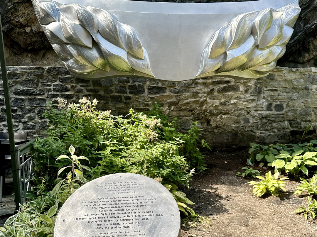 Fresque du Petit-Champlain-魁北克市必去景点