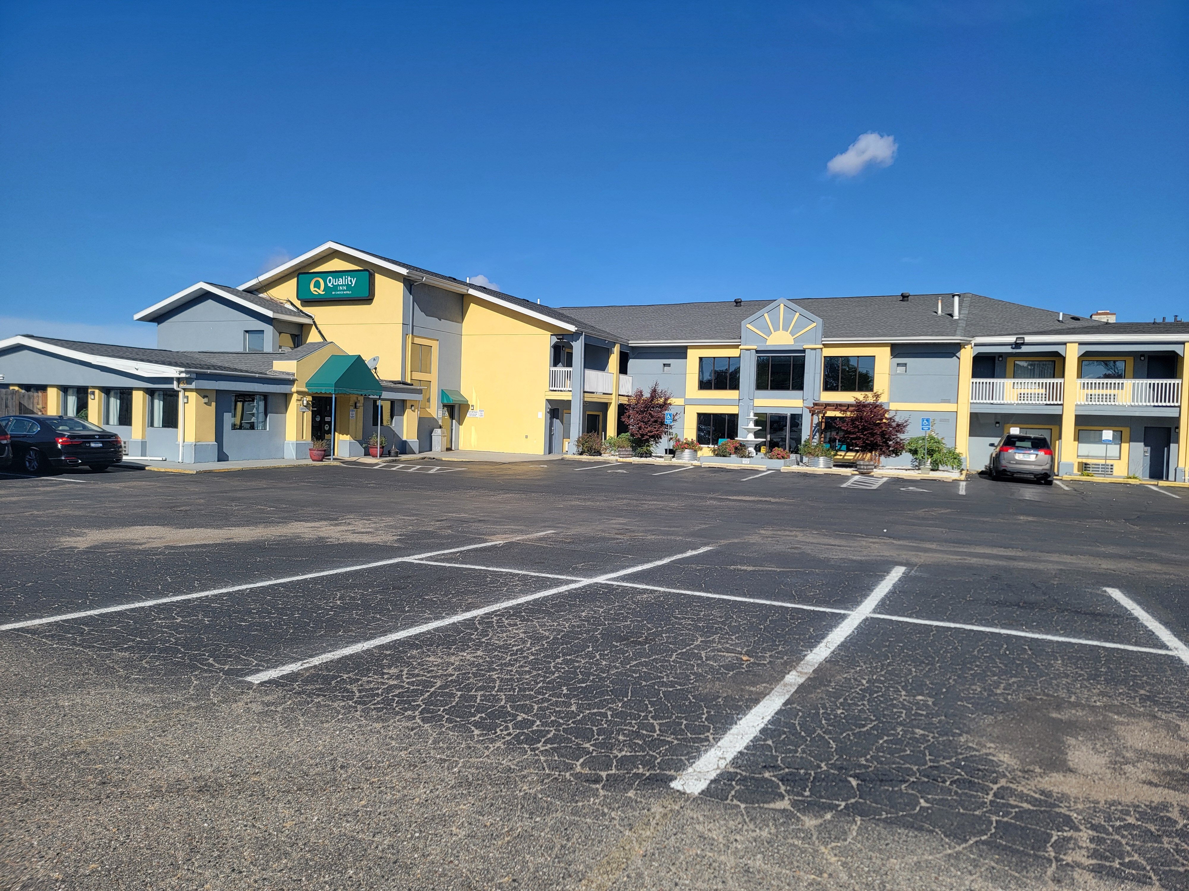 Quality Inn Grand Rapids Near Downtown-浴室