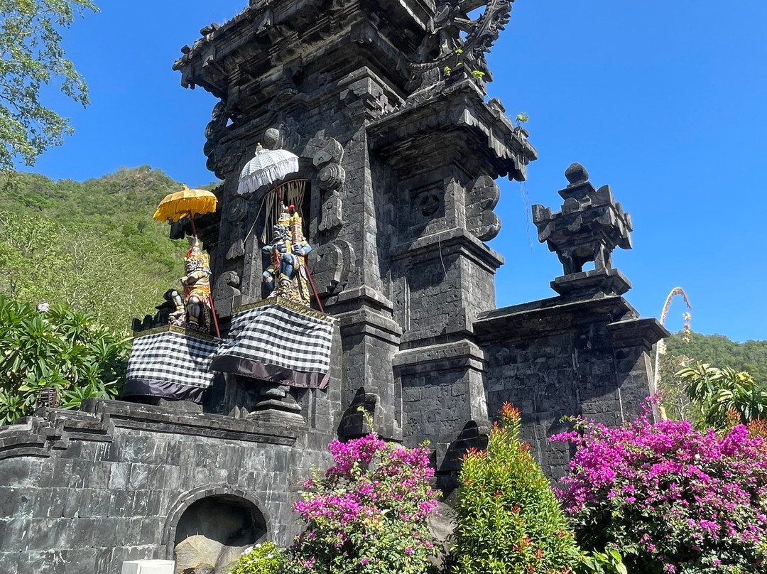 Pura Melanting景点图片