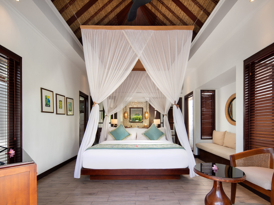 巴厘蓝梦岛沙滩俱乐部别墅度假村主图