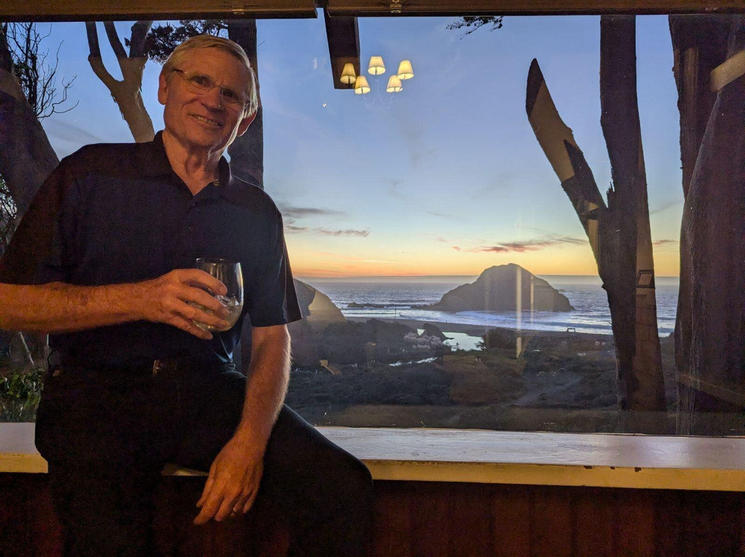 Elk Cove Inn & Spa主图