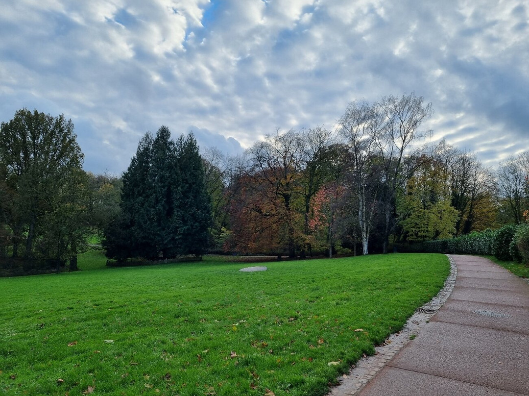 Parc Bivort Info | Charleroi景点图片