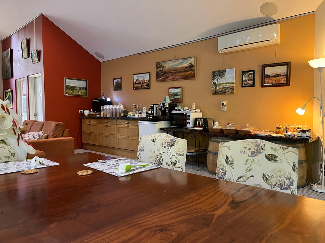 洛林广场食宿酒店主图