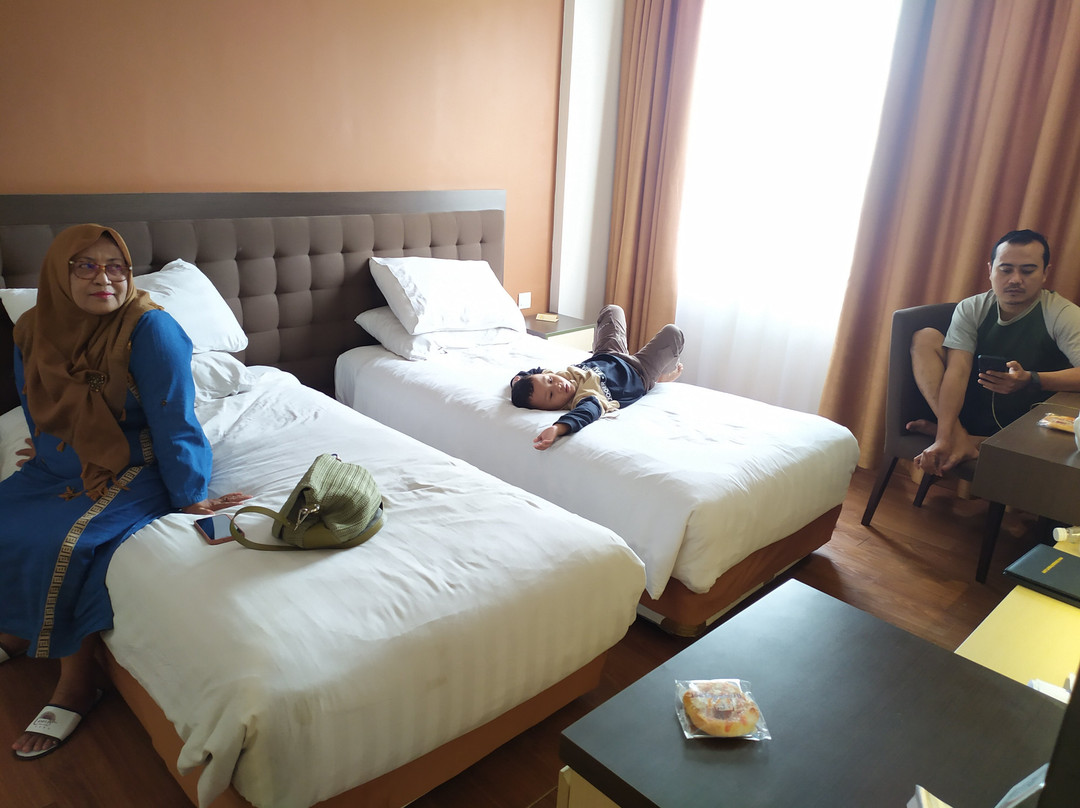 拉斯艾利温泉度假村主图