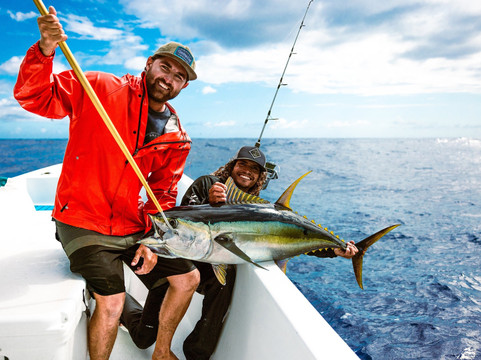 Out Of The Blue Charters-吕康必去景点