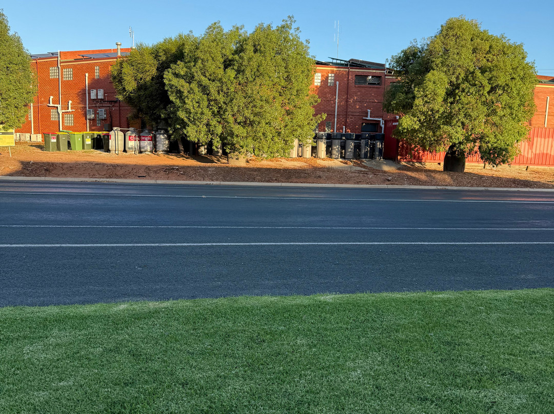 奥古斯塔夫人康福特茵酒店主图