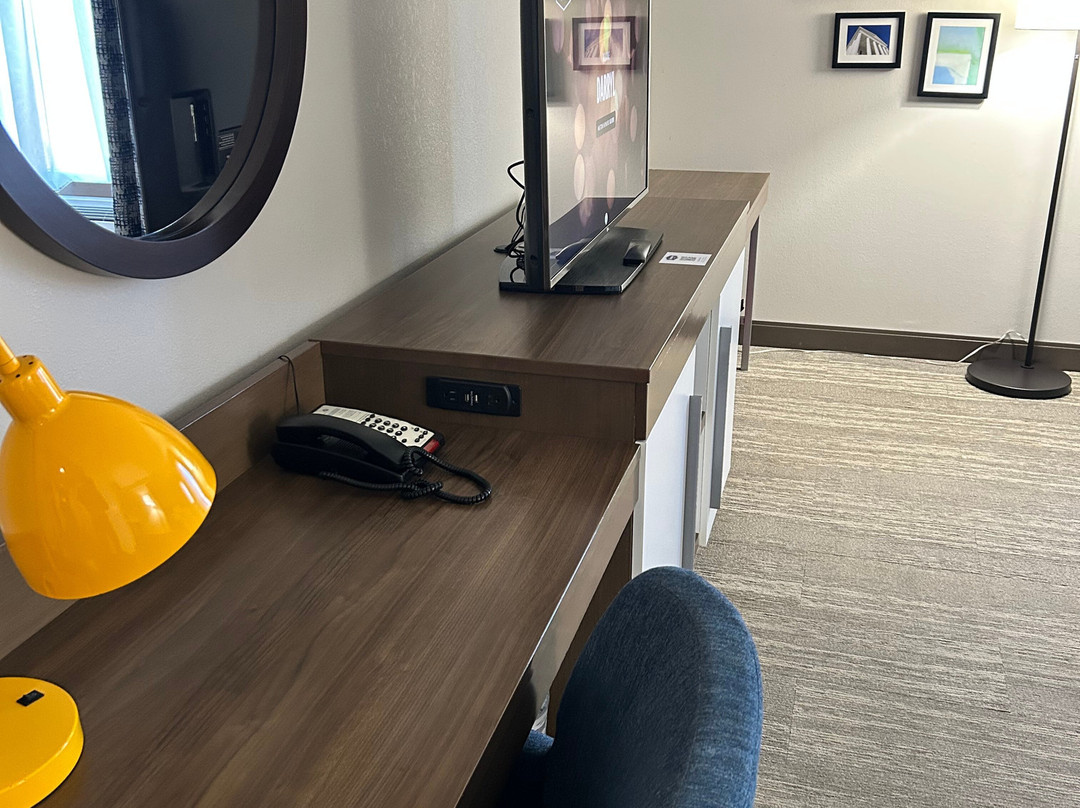 Hampton Inn Salem East-Electric Road主图