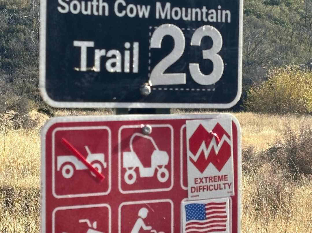 Cow Mountain Recreation Area景点图片