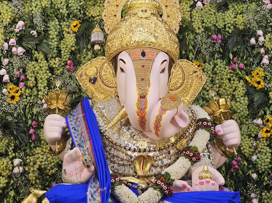 Dagadusheth Halwai Ganapati Temple景点图片