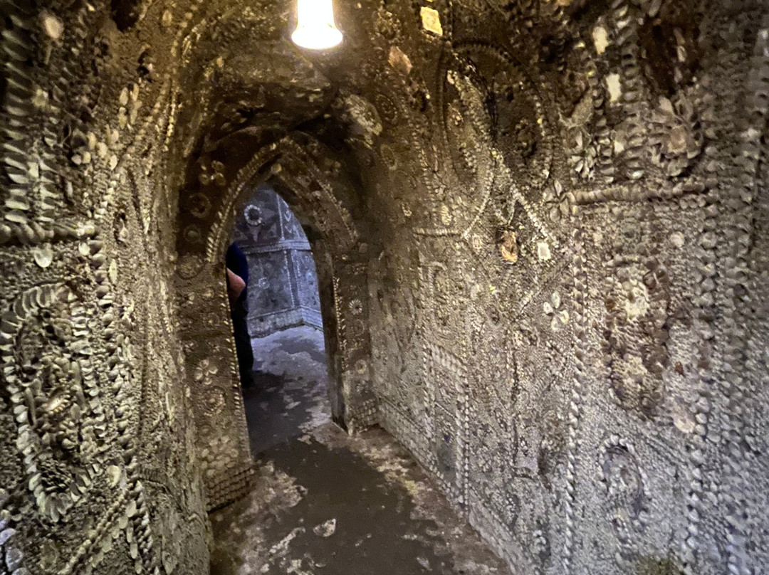 The Shell Grotto景点图片