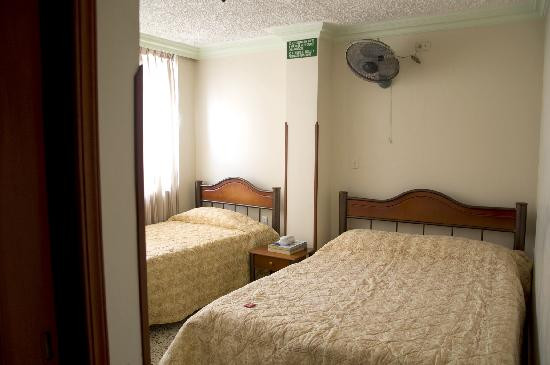 Hotel Embajador主图