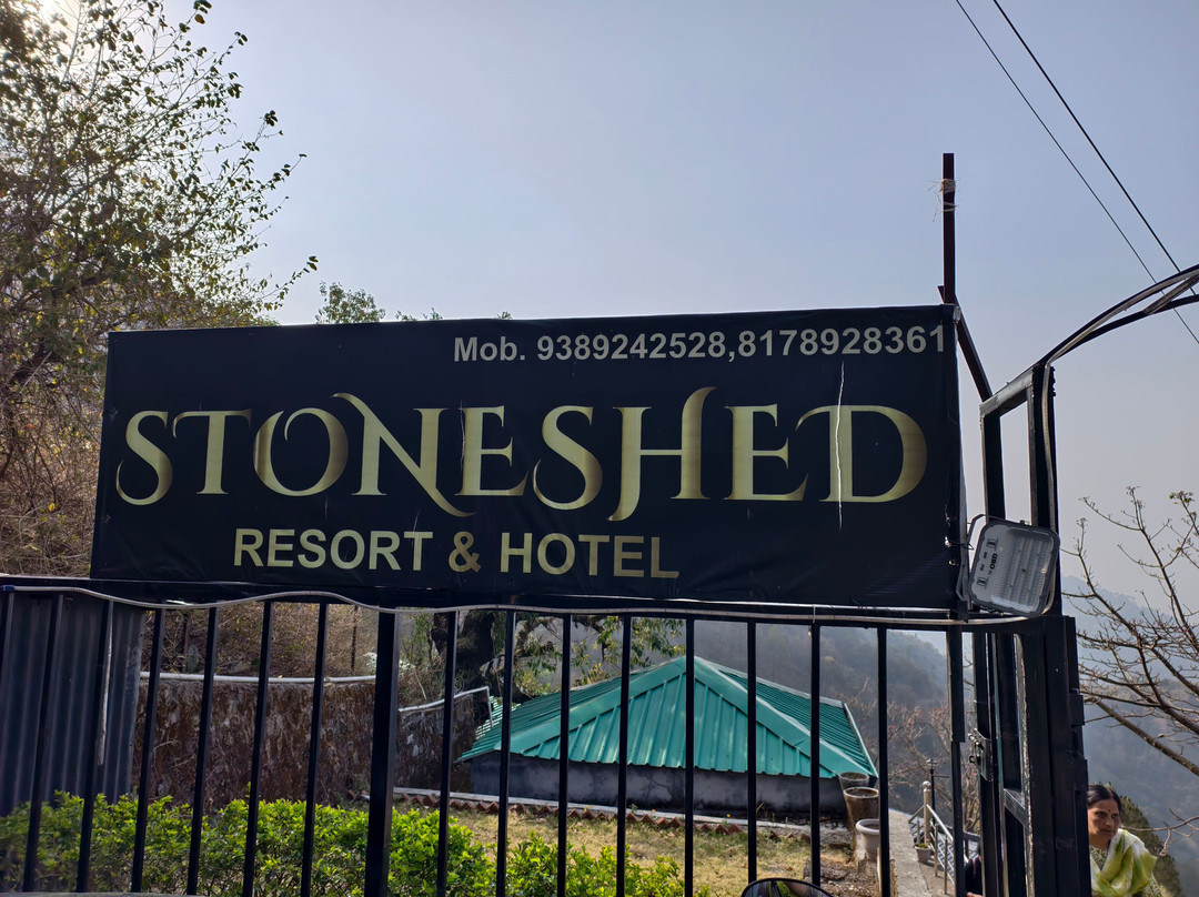 Stoneshed Resort & Hotel