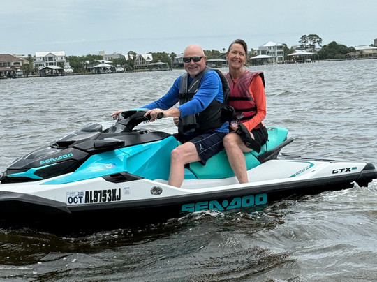 Caribe Marina & Watersports-橙色海湾必去景点