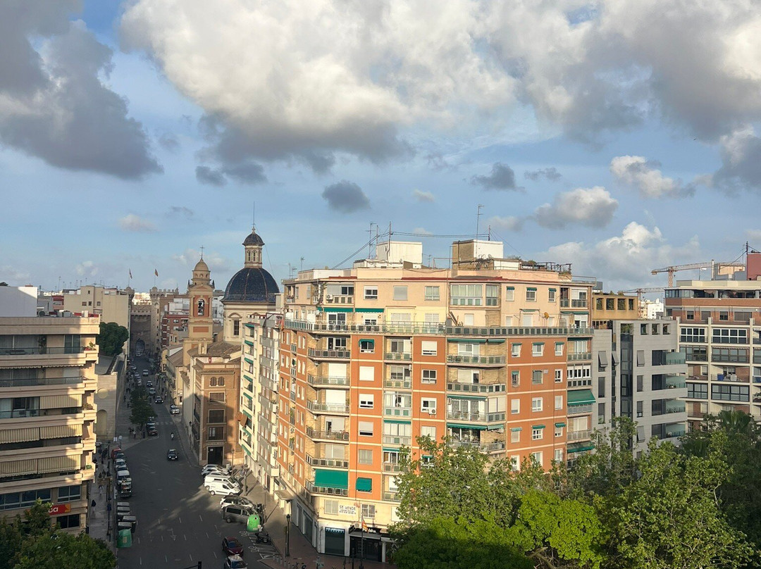 L&H Gran Via Valencia主图