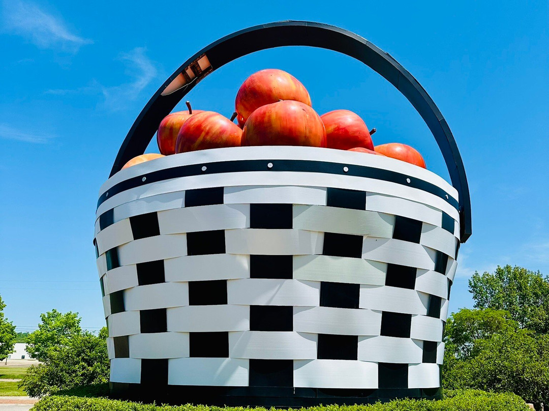 Longaberger Basket Factory/Homestead-Dresden必去景点