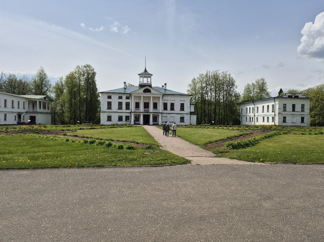 Karabikha State Memorial Literature Museum Preserve (N. A. Nekrasov)-Karabikha必去景点